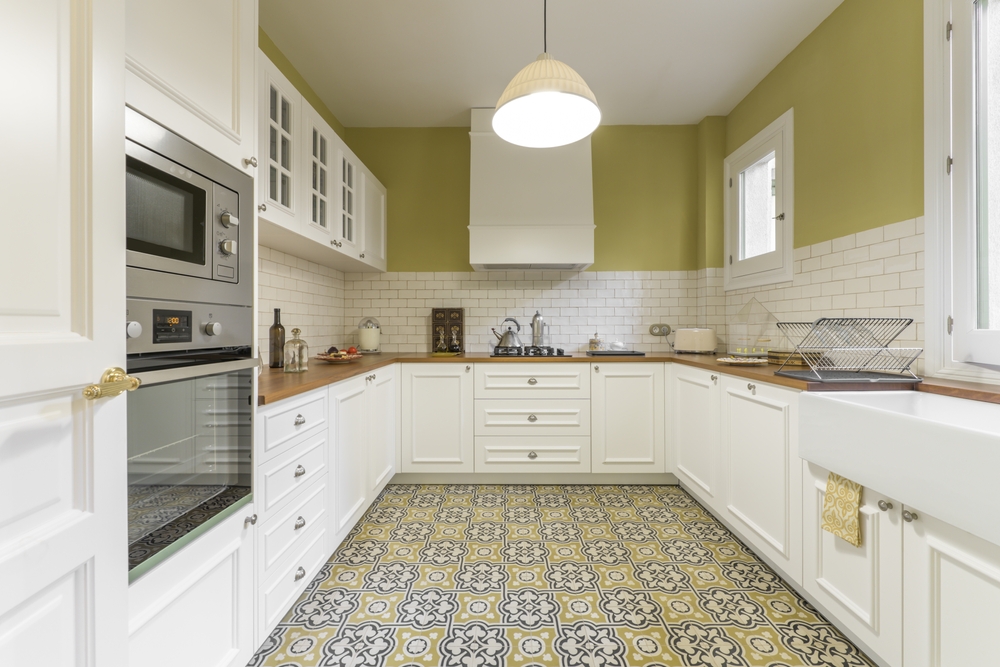 Vintage-style,Kitchen,Furnished,In,A,U-shaped,White,Lacquered,Wood,With